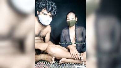 Tamil Husband and Wife have Live Sex on Strip Video